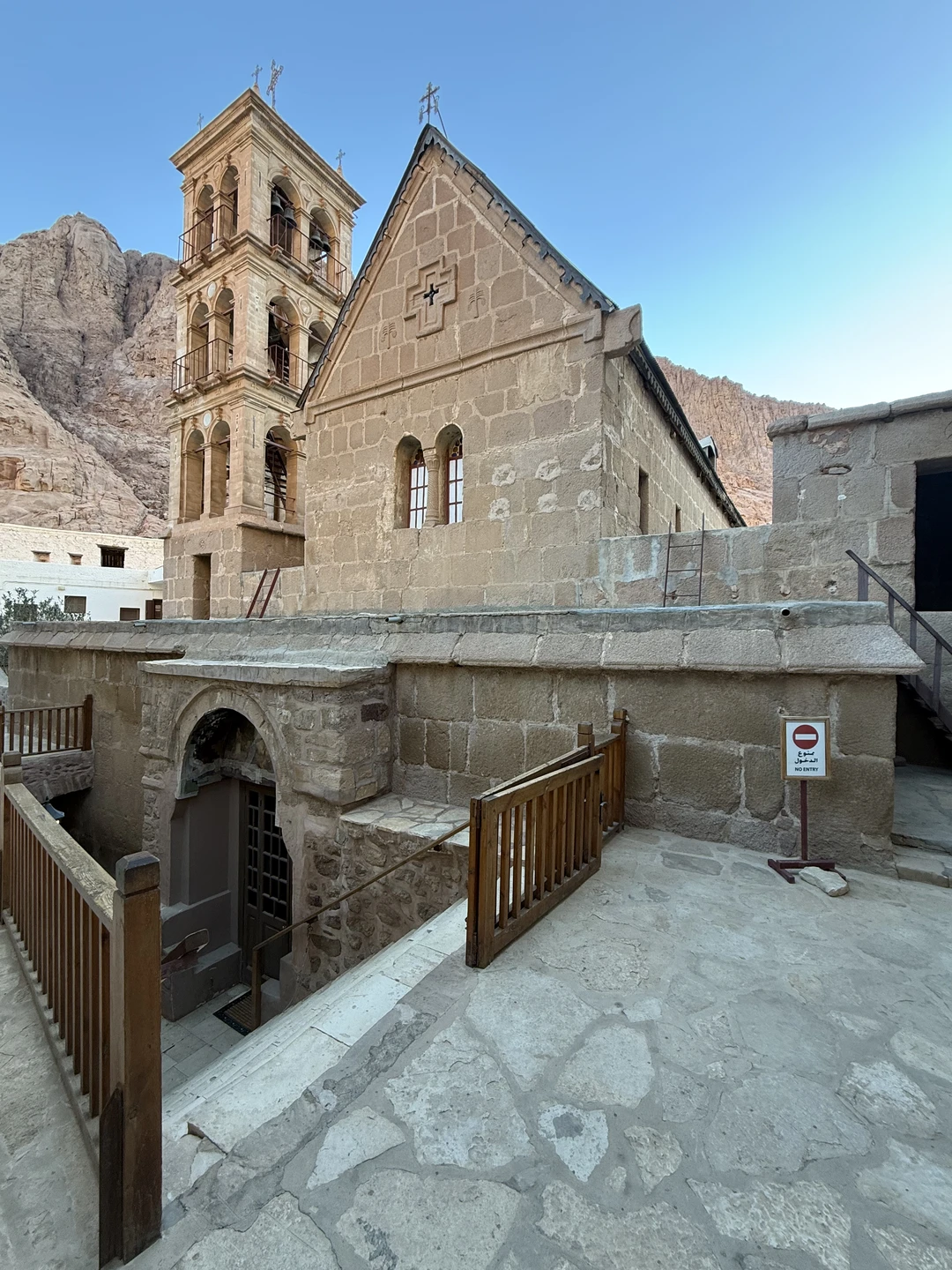 Мы были в монастыре Св, Екатерины, Синай на литургии