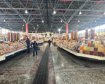 Эчмиадзин, рынки «Вернисаж» и ГУМ, вылет из Еревана