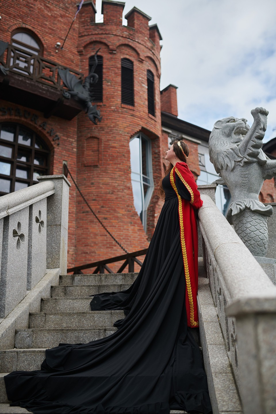 Начну, пожалуй, со слов благодарности человеку, который смог воплотить одну из моих давних мечтаний в жизнь