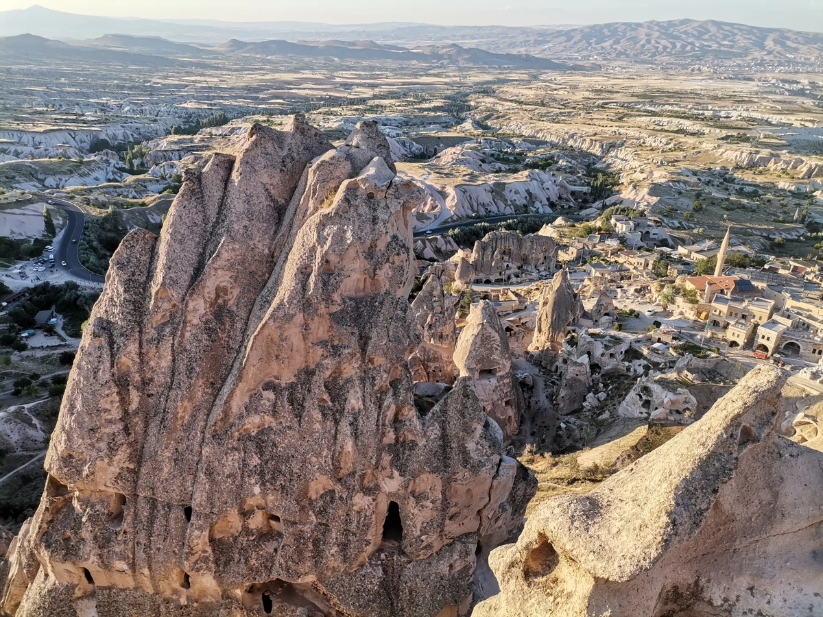 Каппадокия по вертикали: от крепости на скале до подземного города
