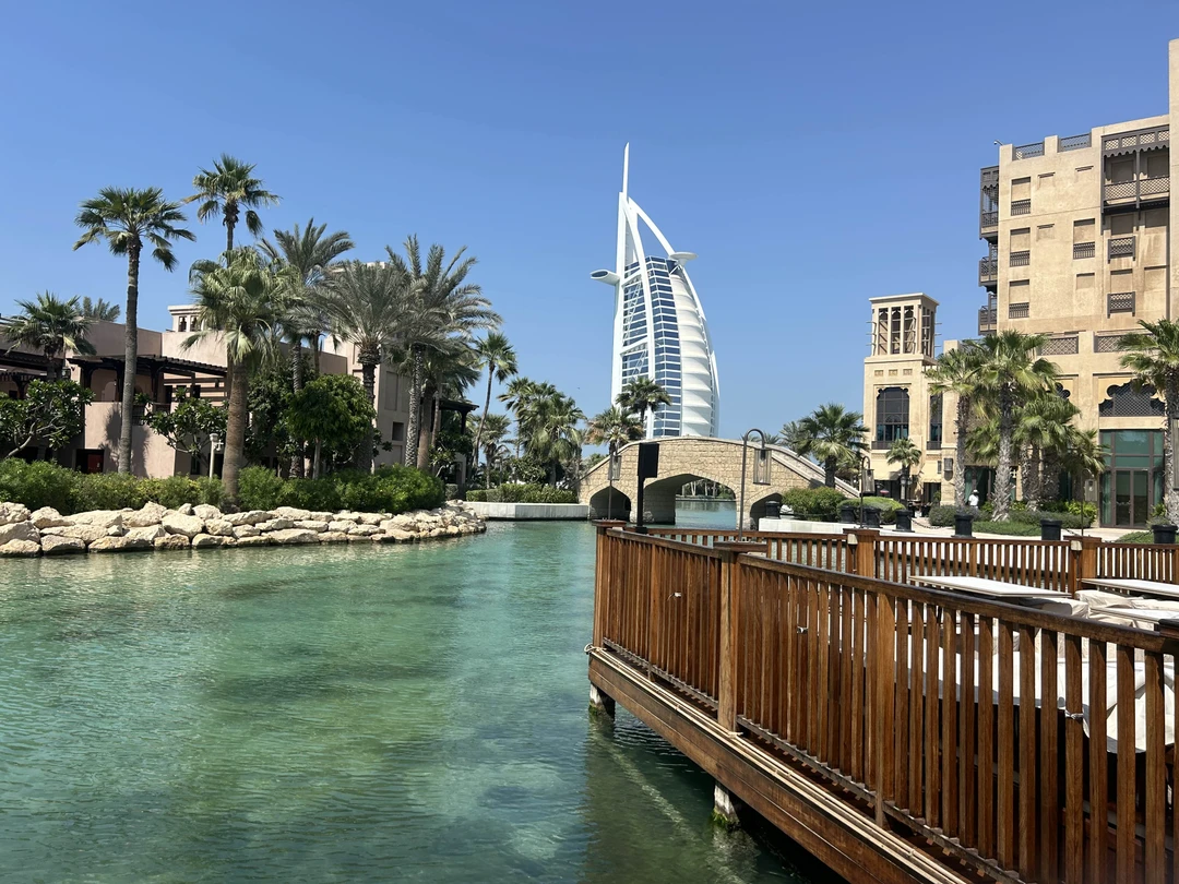 Максим провел экскурсию великолепно!