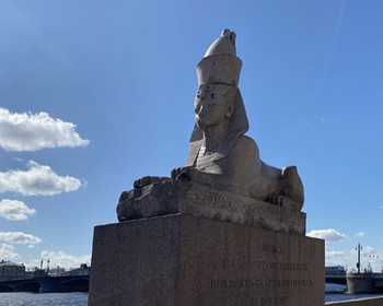 Гранитное убранство Санкт-Петербурга, прогулка на катере