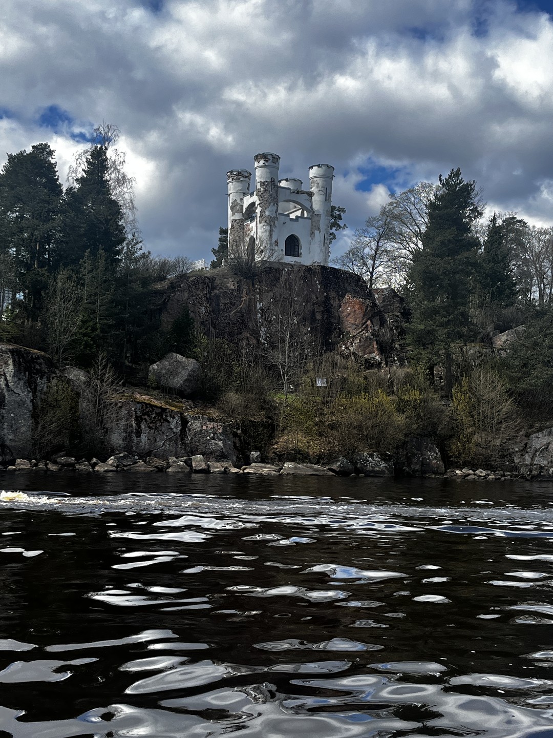 Вдоль берегов Выборга и парка Монрепо - на скоростном катере в мини-группе (Анастасия)