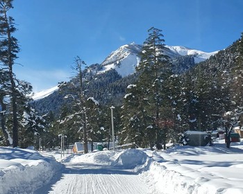 Водопад, Аланское городище, сувенирный рынок
