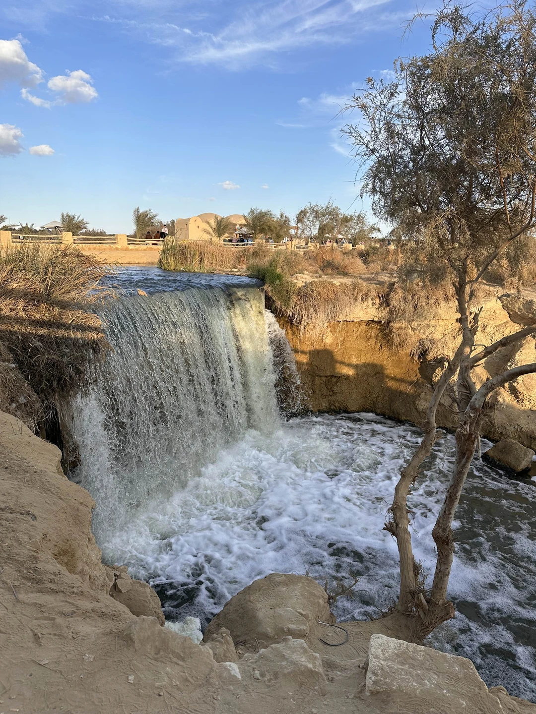 Очень понравилась экскурсия с элементами экстрима в виде катания на сент борде по барханам и экстремального
