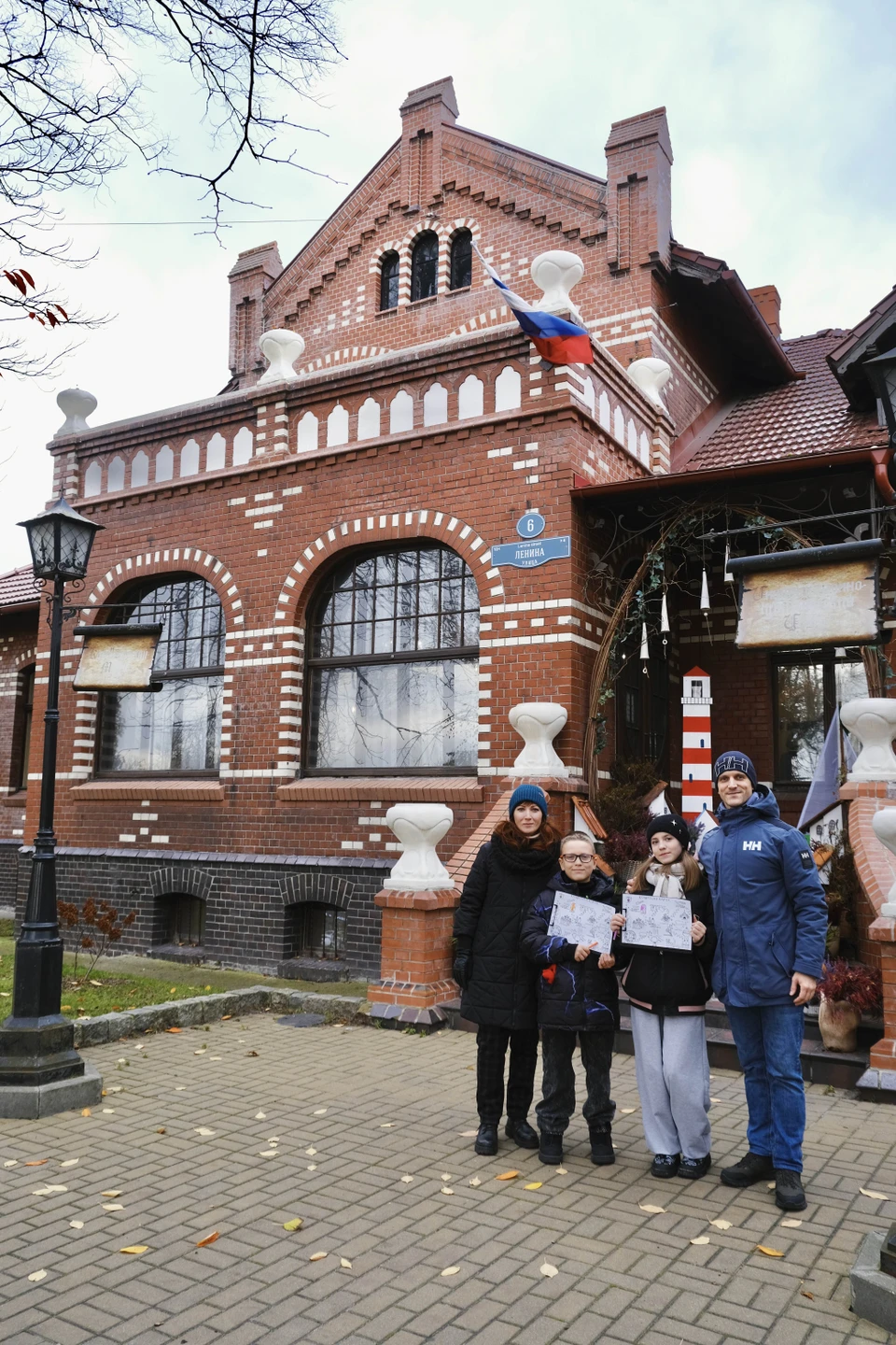 Огромное спасибо Анне за потрясающе интересную, увлекательную и продуманную до мелочей экскурсию! В восторге и дети