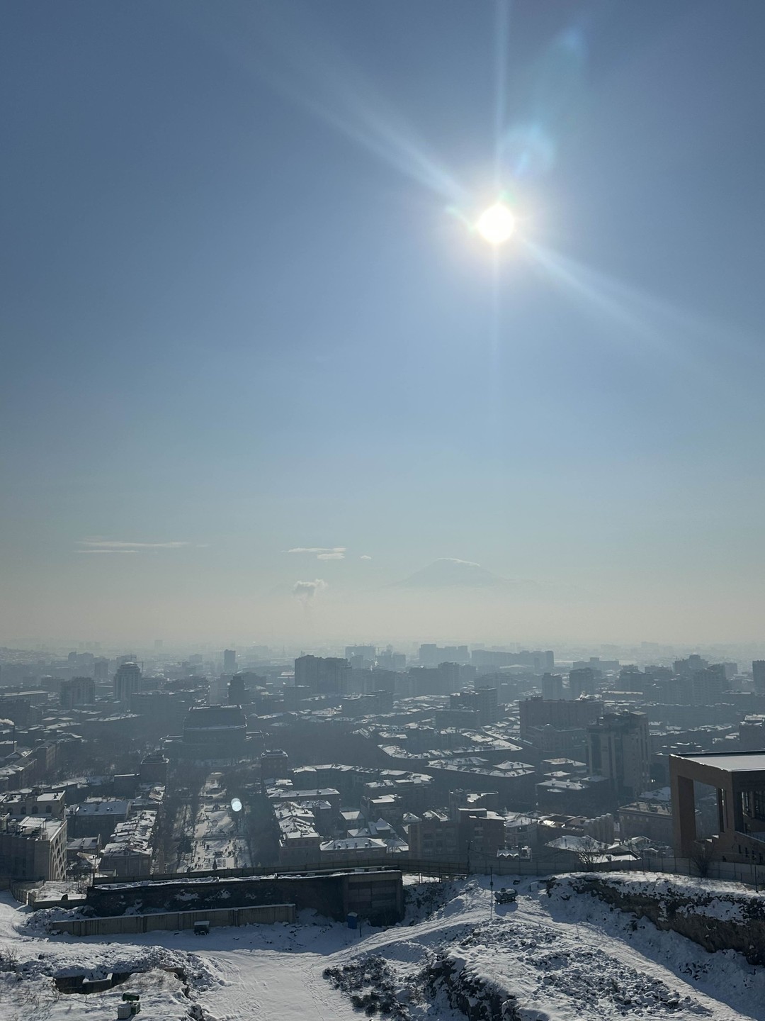 Очень интересно, не скучно даже для детей 9 и 12 лет! Из-за праздников часть локаций было