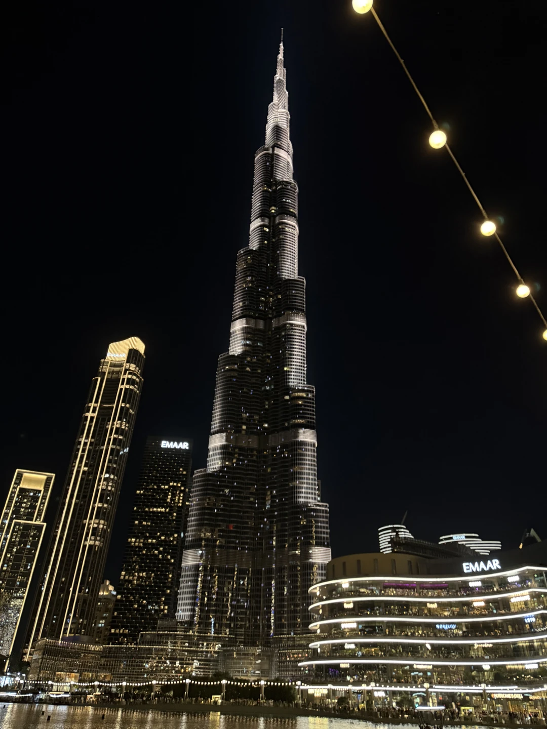 Хотим выразить огромную благодарность гиду Хассану. Очень вежливый и доброжелательный. Ответил на все вопросы, рассказал про