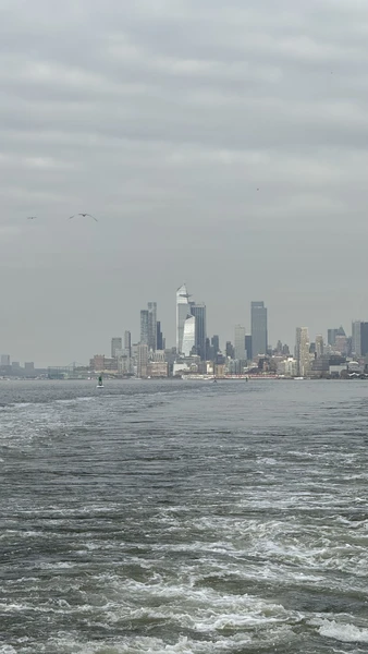 Совершенно чудесная экскурсия, время пролетело незаметно! Идеальная организация, всё так удачно спланировано: хватает динамики, чтобы не