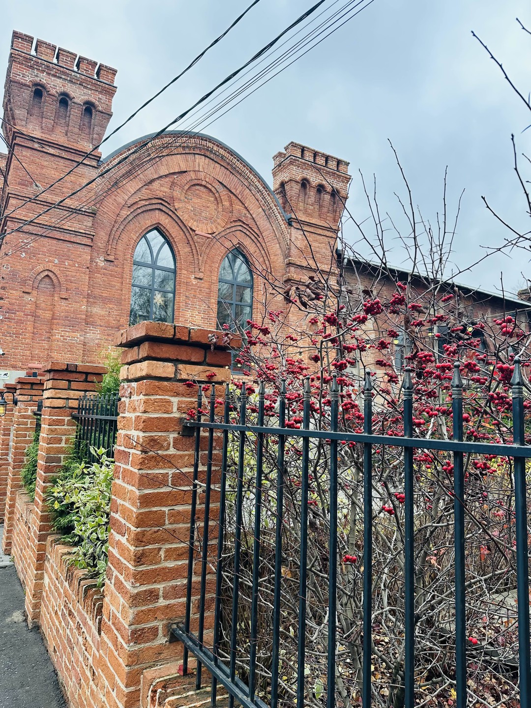 Второй раз обращаюсь к этому экскурсоводу и второй раз 10 из 10:) настоятельно рекомендую!!!