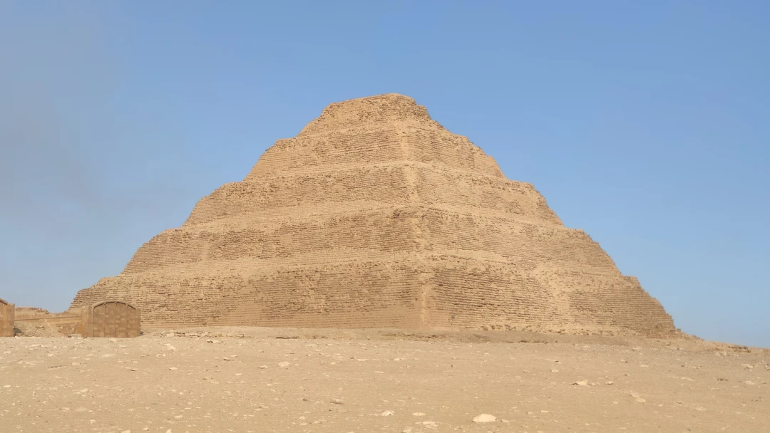 Большой Египетский музей, Саккара и пирамиды Гизы - из Каира (Сергей)