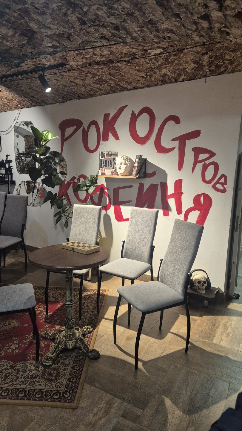 Авторская экскурсия по местам съёмок фильма «Брат» (Татьяна)