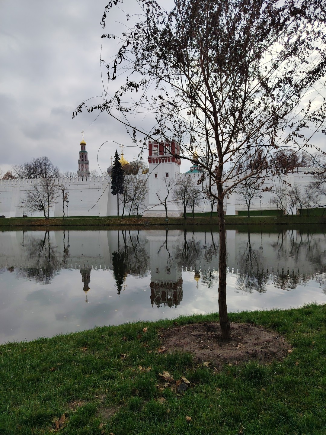 Три часа на автобусе - и вы знакомы с Москвой (Елизавета)