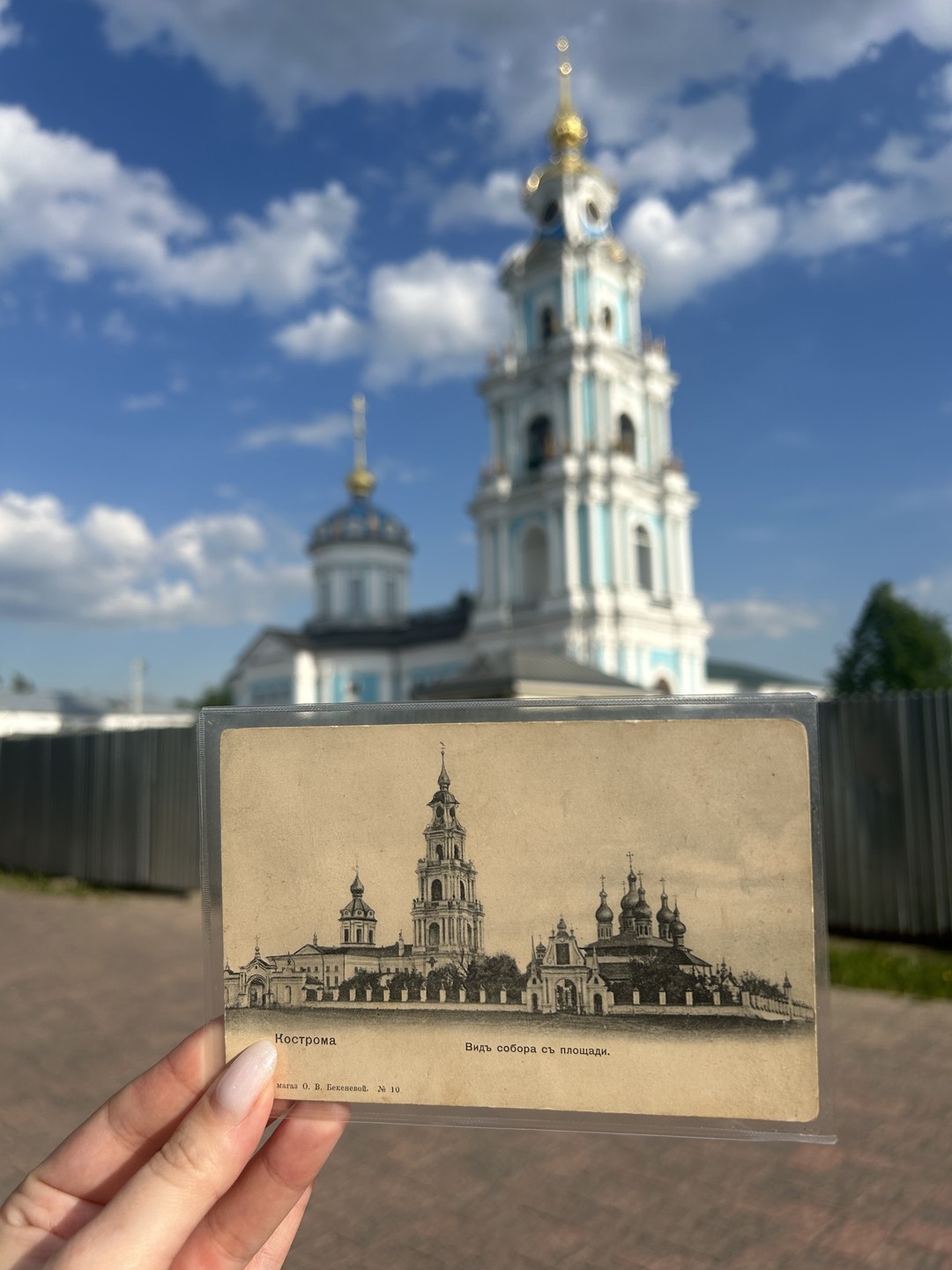 Просто отличная экскурсия; с Александром время пролетело незаметно; очень много нетривиальных запоминающихся фактов (будет чем сверкнуть