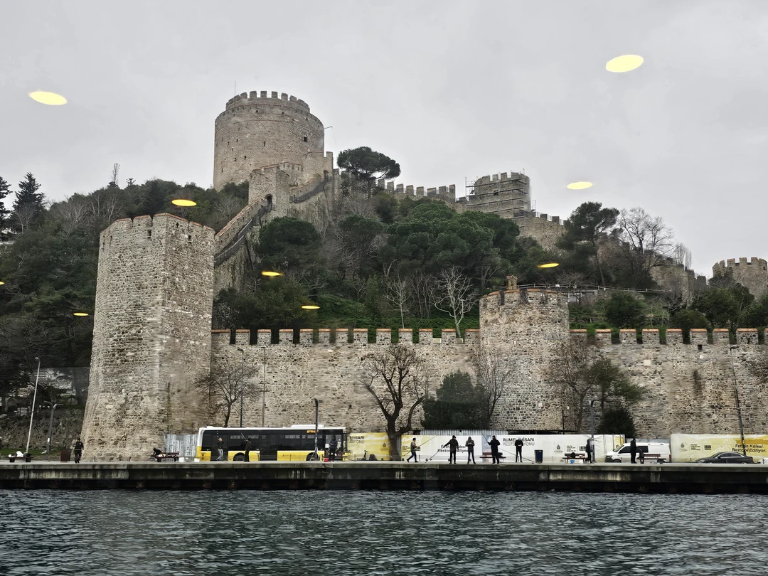 Тур понравился, все в соответствии с описанмем. Сборный тур из туристов разных стран, были англо и