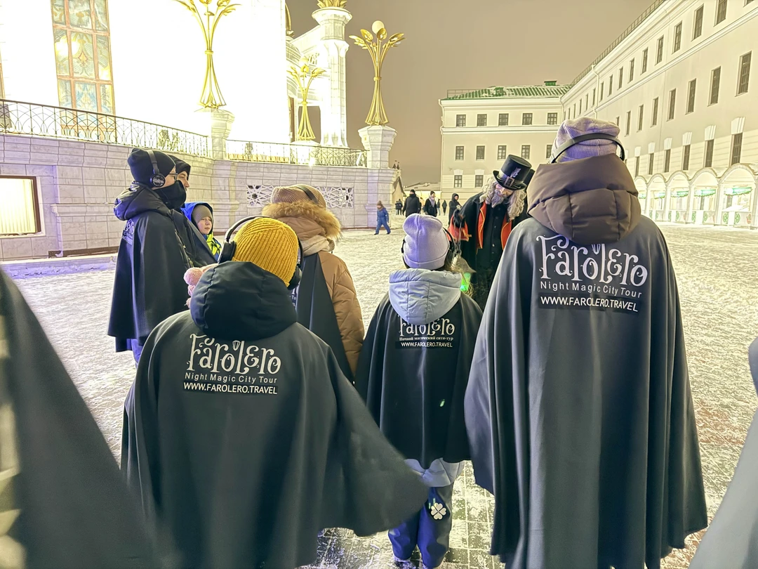 Экскурсия великолепная, сказочная, волшебная и для детей, и для взрослых. С первых минут завораживает, погружает в