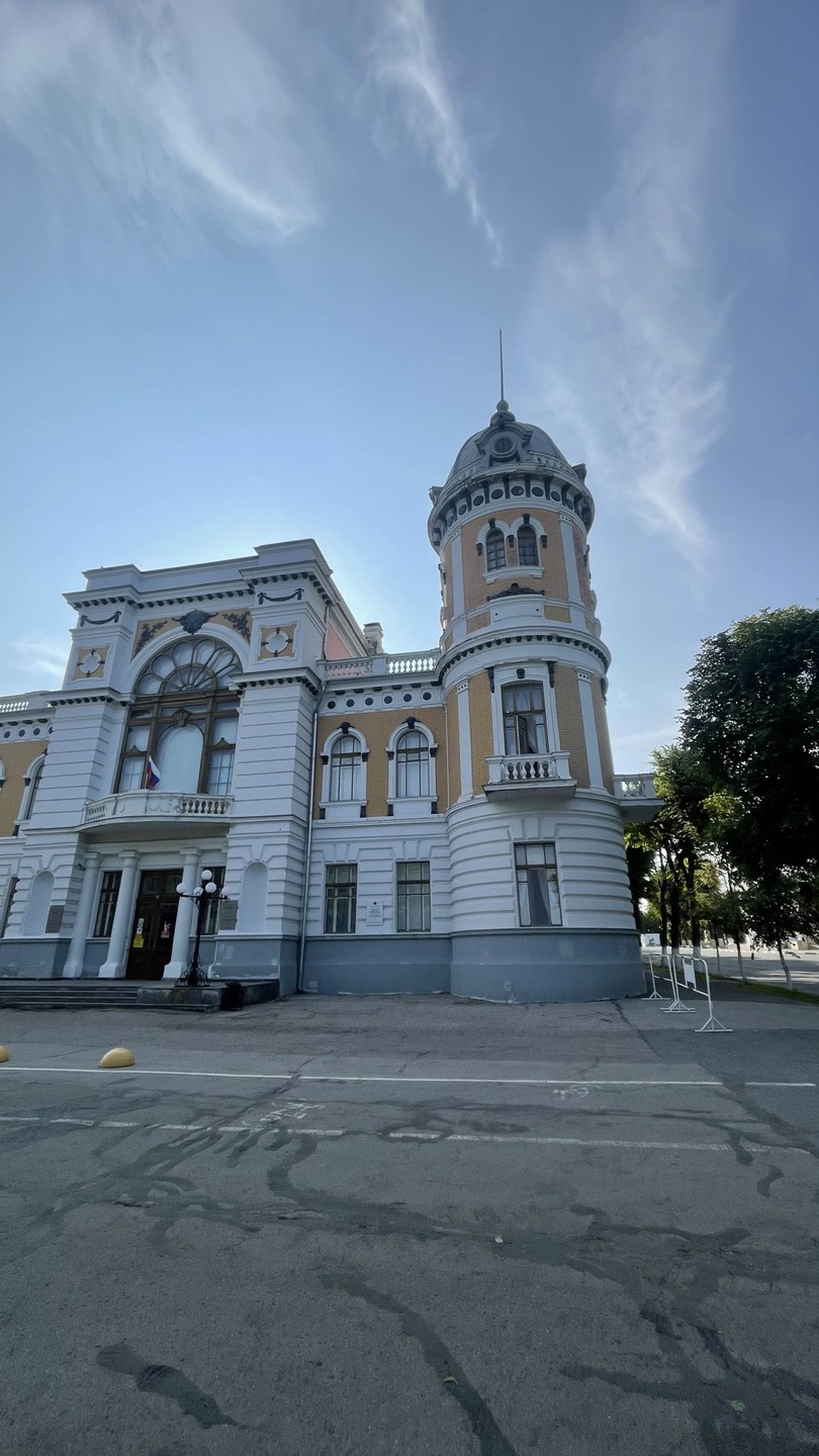 Посетили 3.06.25, г. Ульяновск, заранее забронировал экскурсию, с экскурсоводом Юлией. (смотрел по отзывам). И остались в