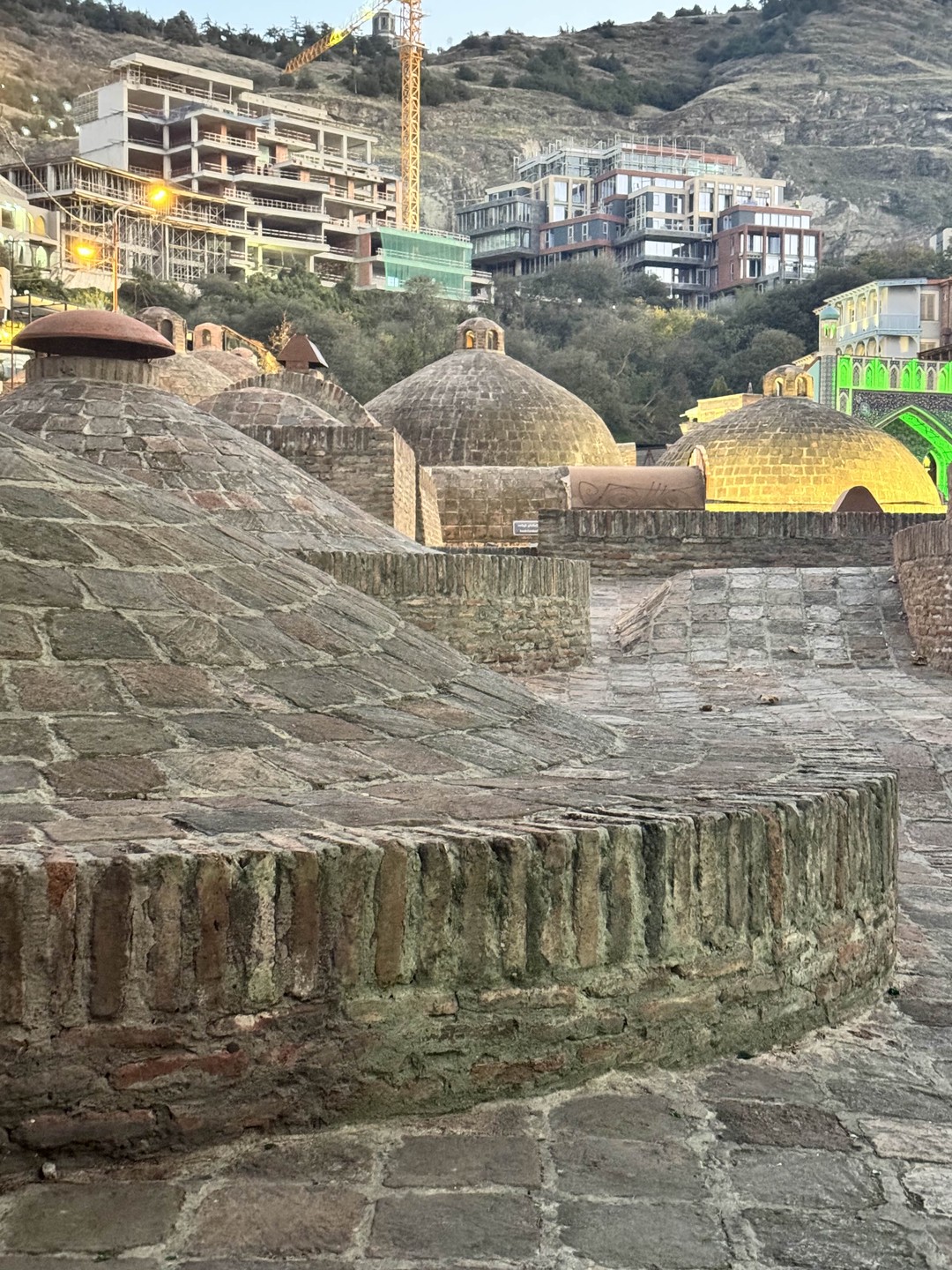 Экскурсия очень понравилась. Организовано на высшем уровне, все очень чётко, без задержек. Увидели много достопримечательностей. Побывали