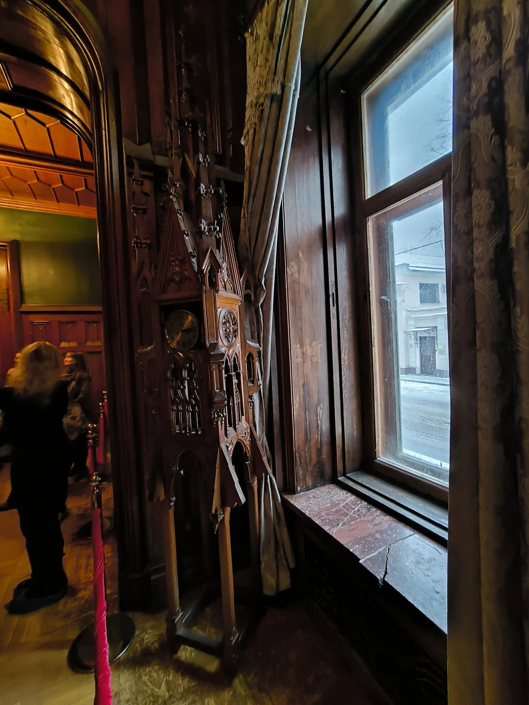 Удивительное событие! Пройти по залам особняка, где оживает история, разыгрываются страсти драмы целой династии, где многое