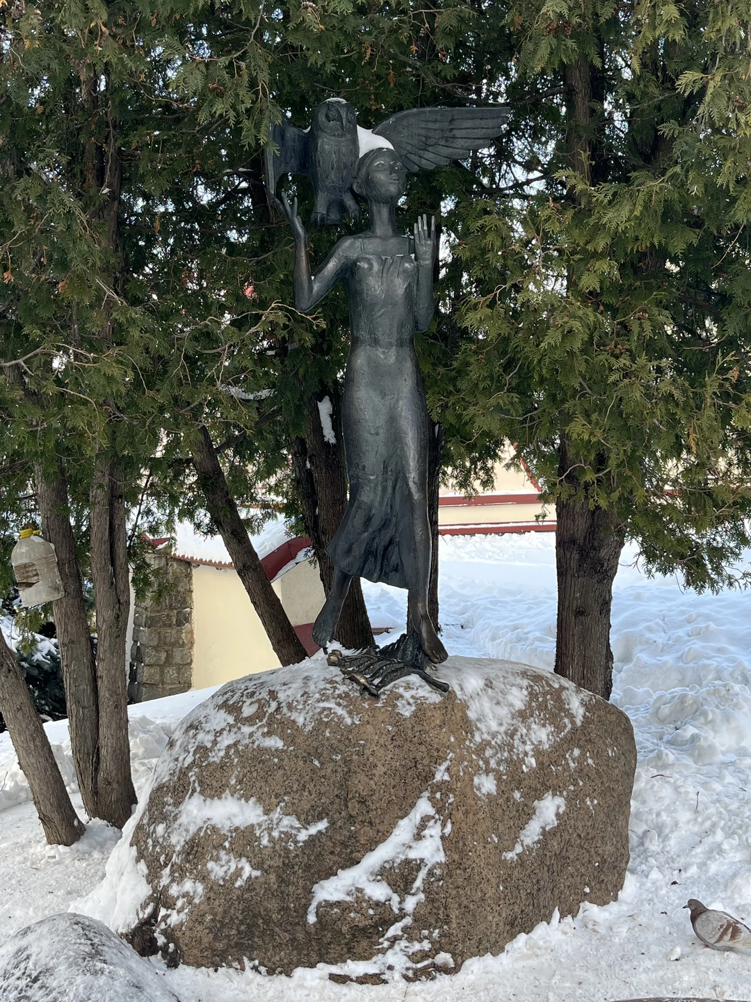 Отличная экскурсия для тех, кто уже имеет первое представление о Минске. Выбран развлекательно-познавательный формат, что прекрасно