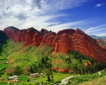Каньон, марсианские ущелья и Каракол