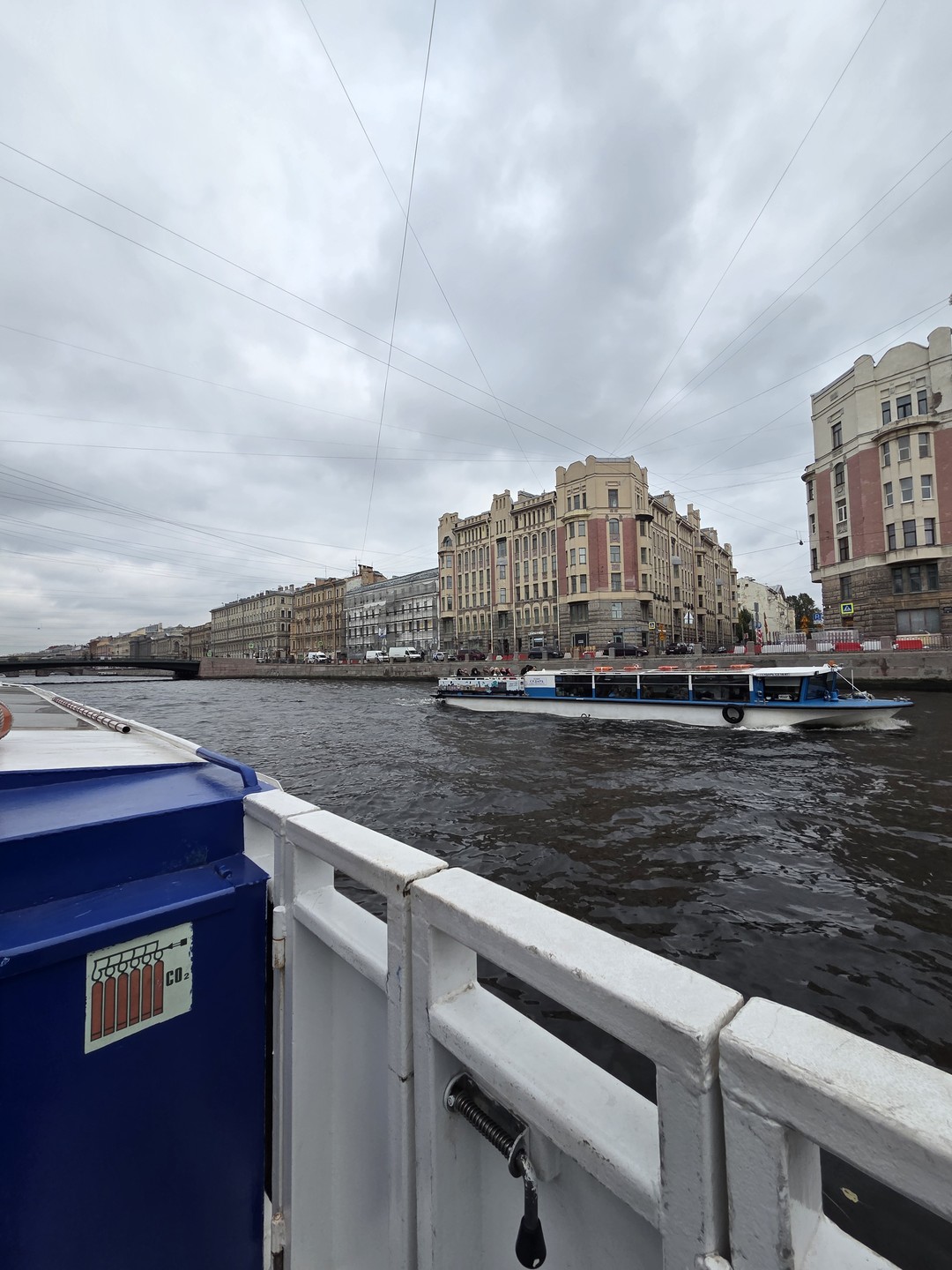 Все прошло отлично, комфортная поездка, были на верхней палубе, когда стало холодно спустились вниз погреться, остались довольны, рекомендую
