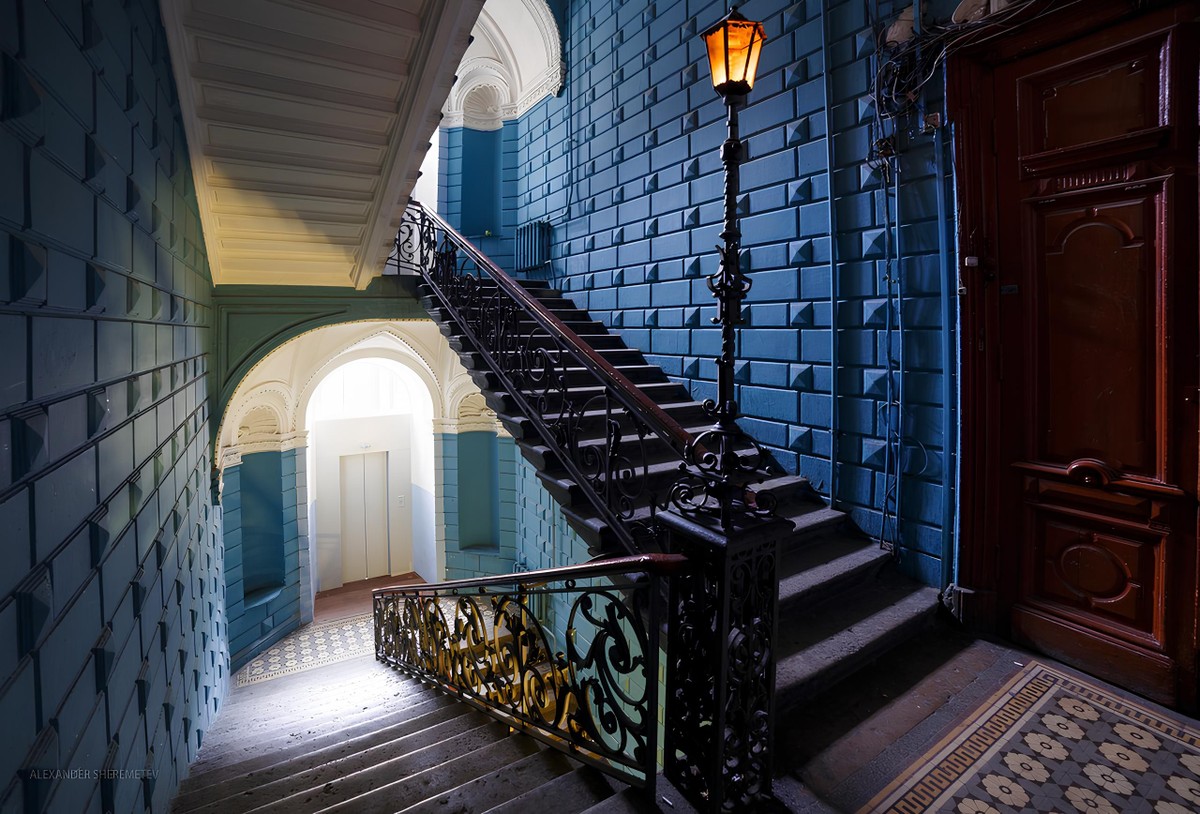 Питерский вайб: парадные, дворы-колодцы и коммуналка Довлатова (4/17)