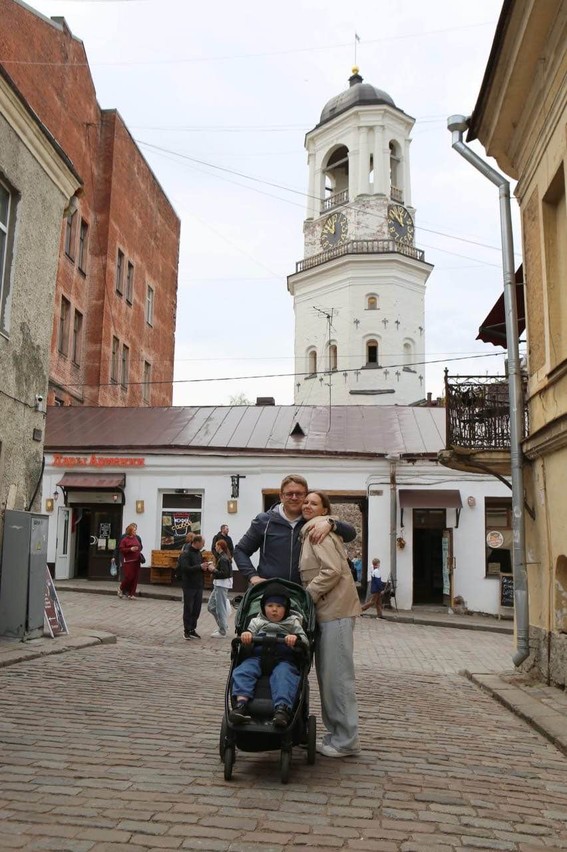Тамара прекрасная девушка и фотограф. Наша прогулка прошла непринужденно, Тамара подсказывала лучшие точки для фото и