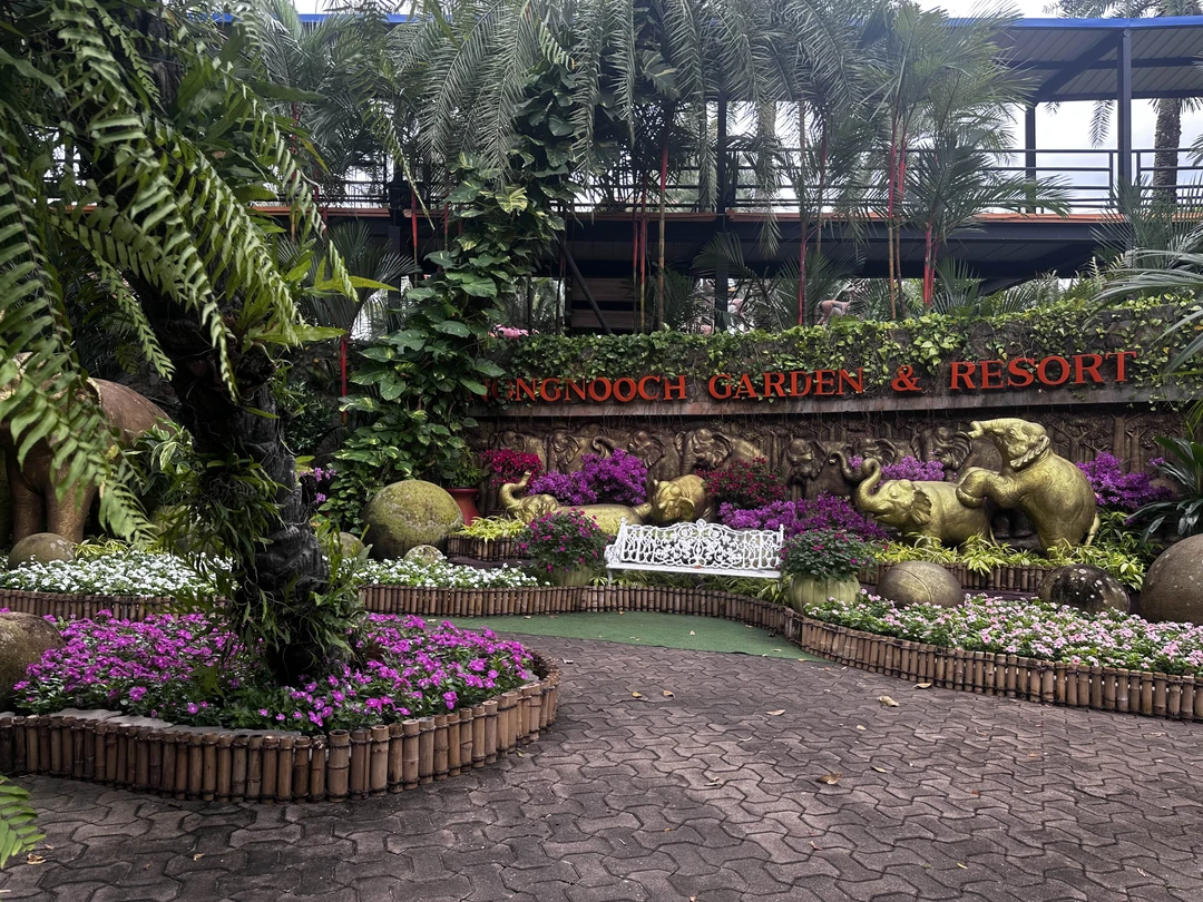 Это восторг!! Безумно красивое метро 😍😍😍 столько разных локаций!! 😻😻