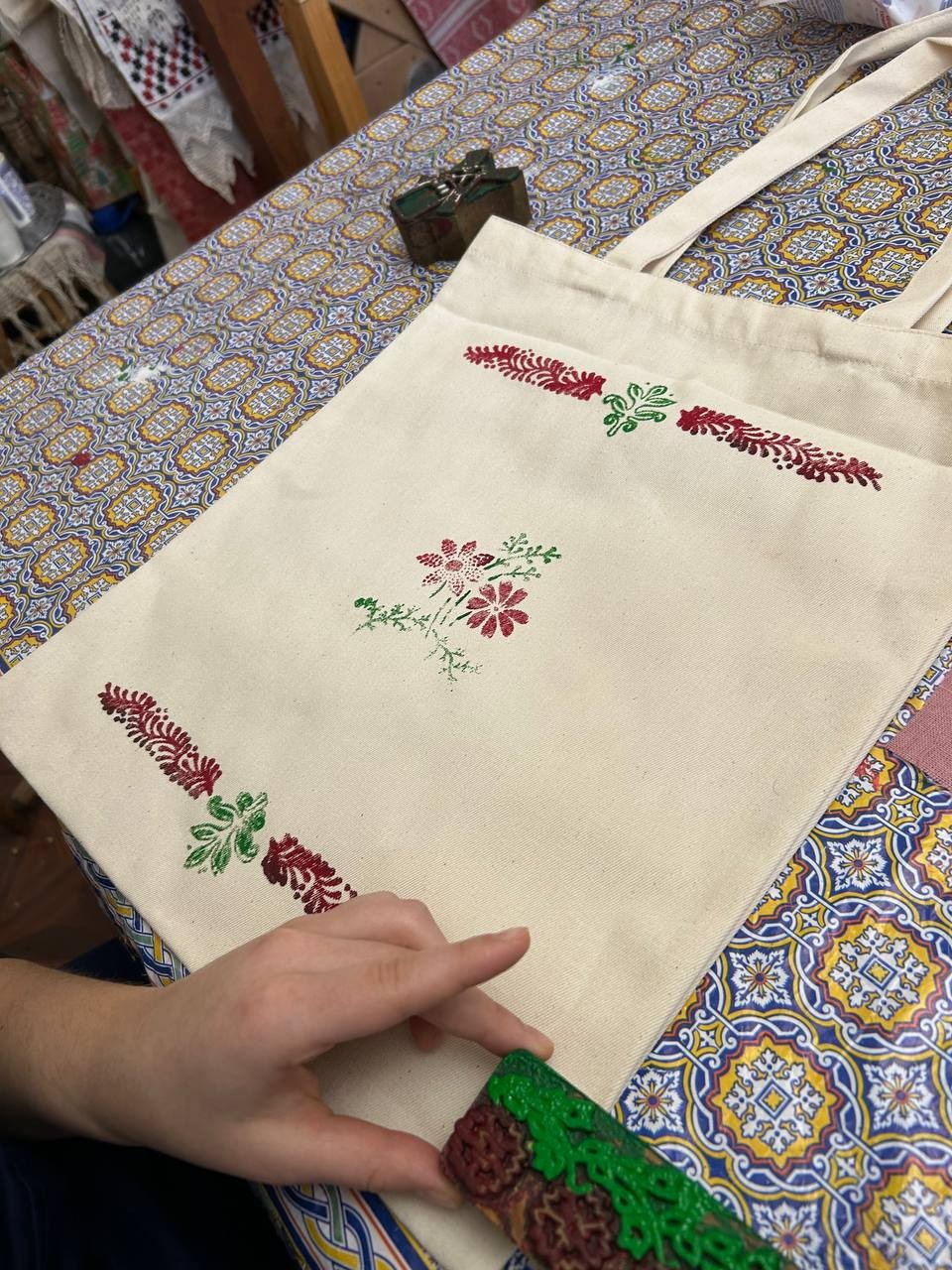 Сумка-шоппер своими руками: мастер-класс по набойке на ткани (Никита)