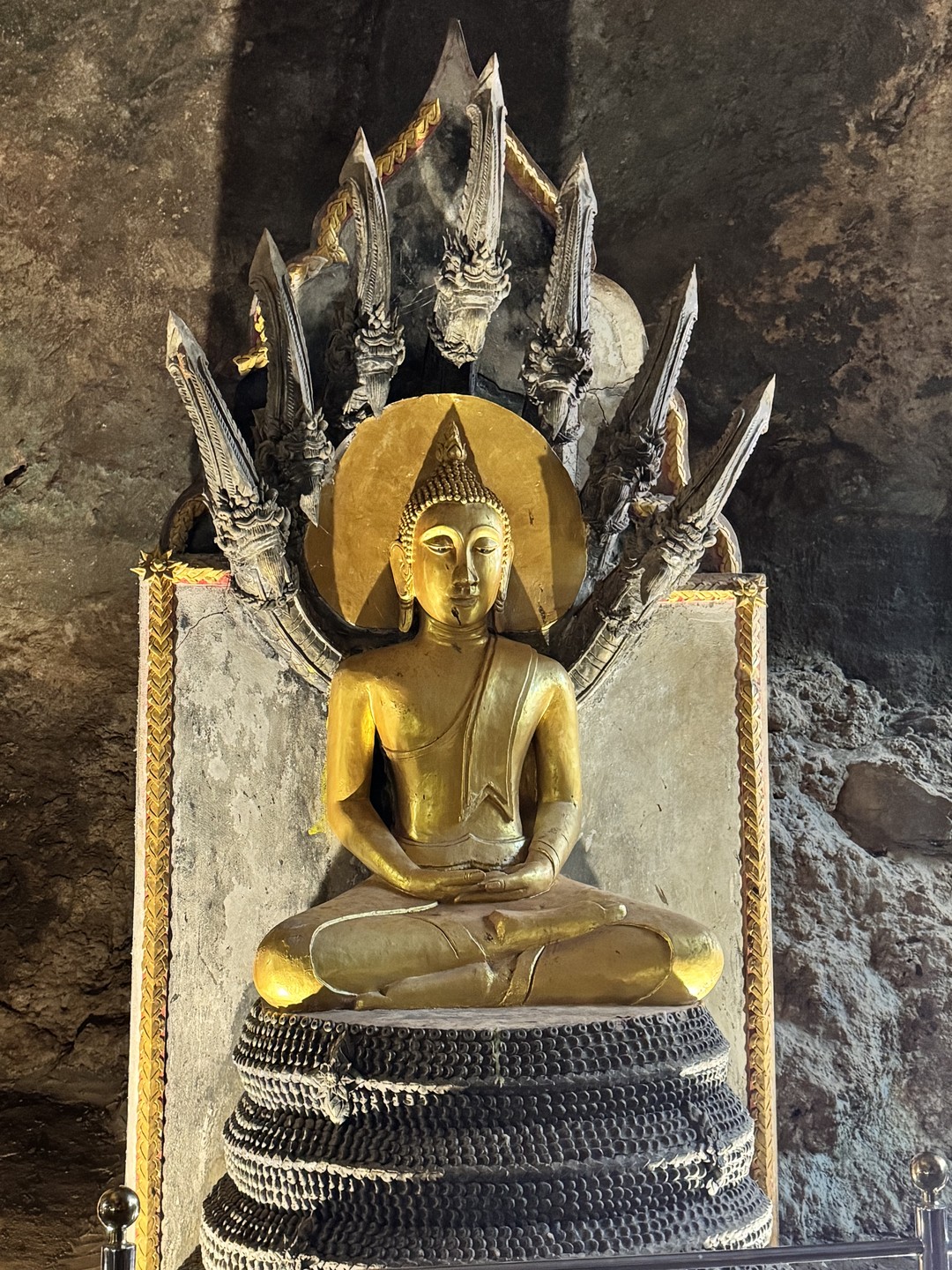 Отличная экскурсия, однозначно могу рекомендовать и в следующий раз как приедем обратимся сразу в Денису. Если