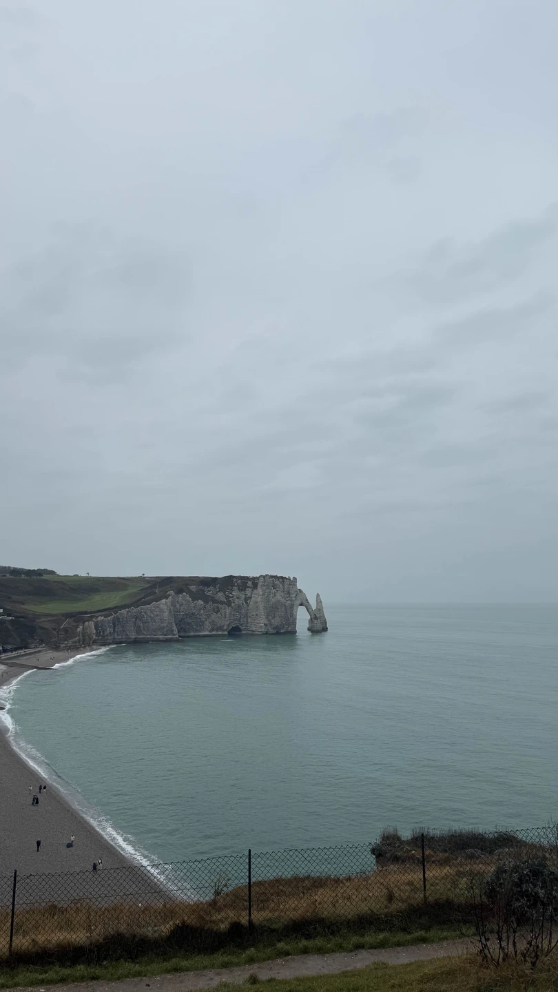 Из Парижа в Нормандию: день в завораживающей Этрета (Мария)