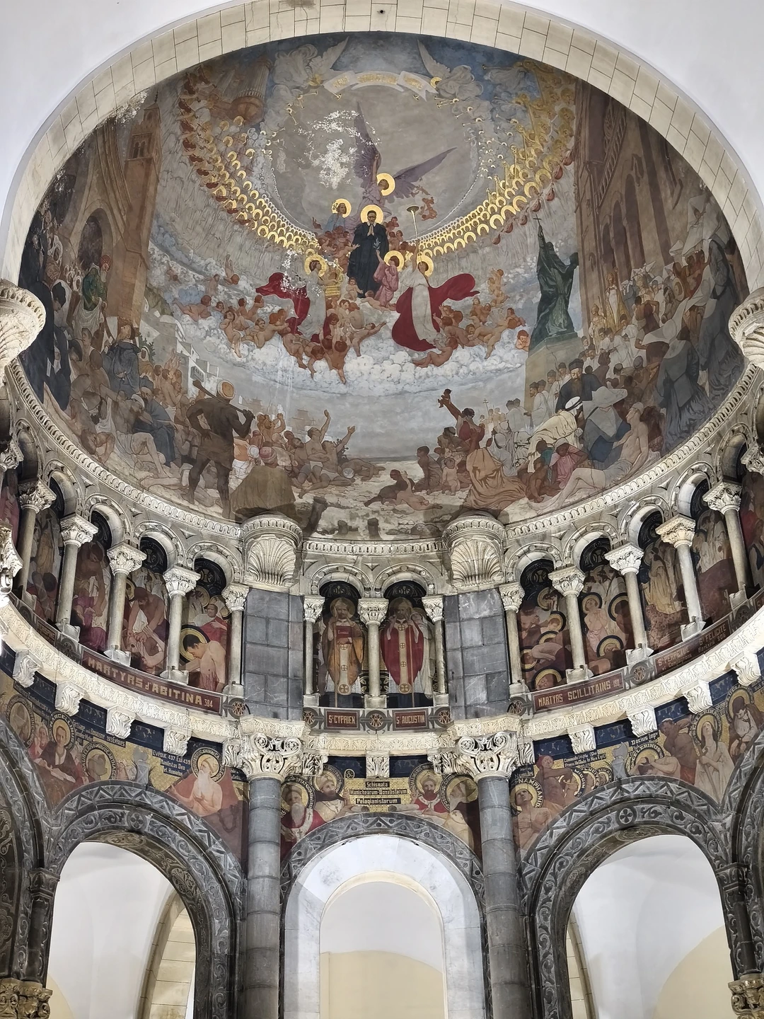 Великолепная экскурсия! Гидом был Самир. Экскурсия длилась более 9 часов. И началась она не с приездом