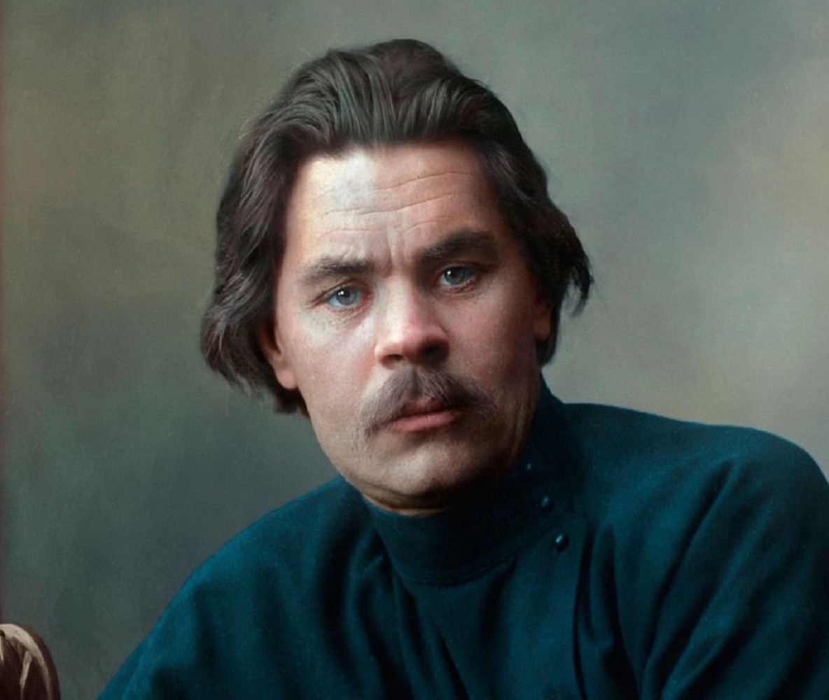 За каждым успешным мужчиной стоит великая женщина (8/18)