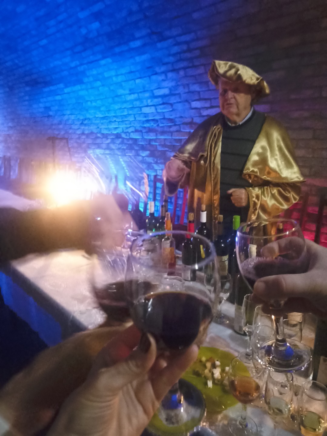 26 октября 2025г. Гид Зоран на а/м Тойота Авенсис. Экскурсия началась от дома и закончилась у