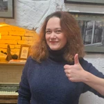 Юлия - представитель агентства