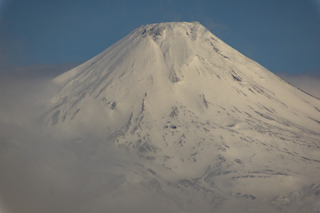 Иван - замечательный, улыбчивый и эрудированный гид. Экскурсия понравилась - все четко по времени, организовал перекус