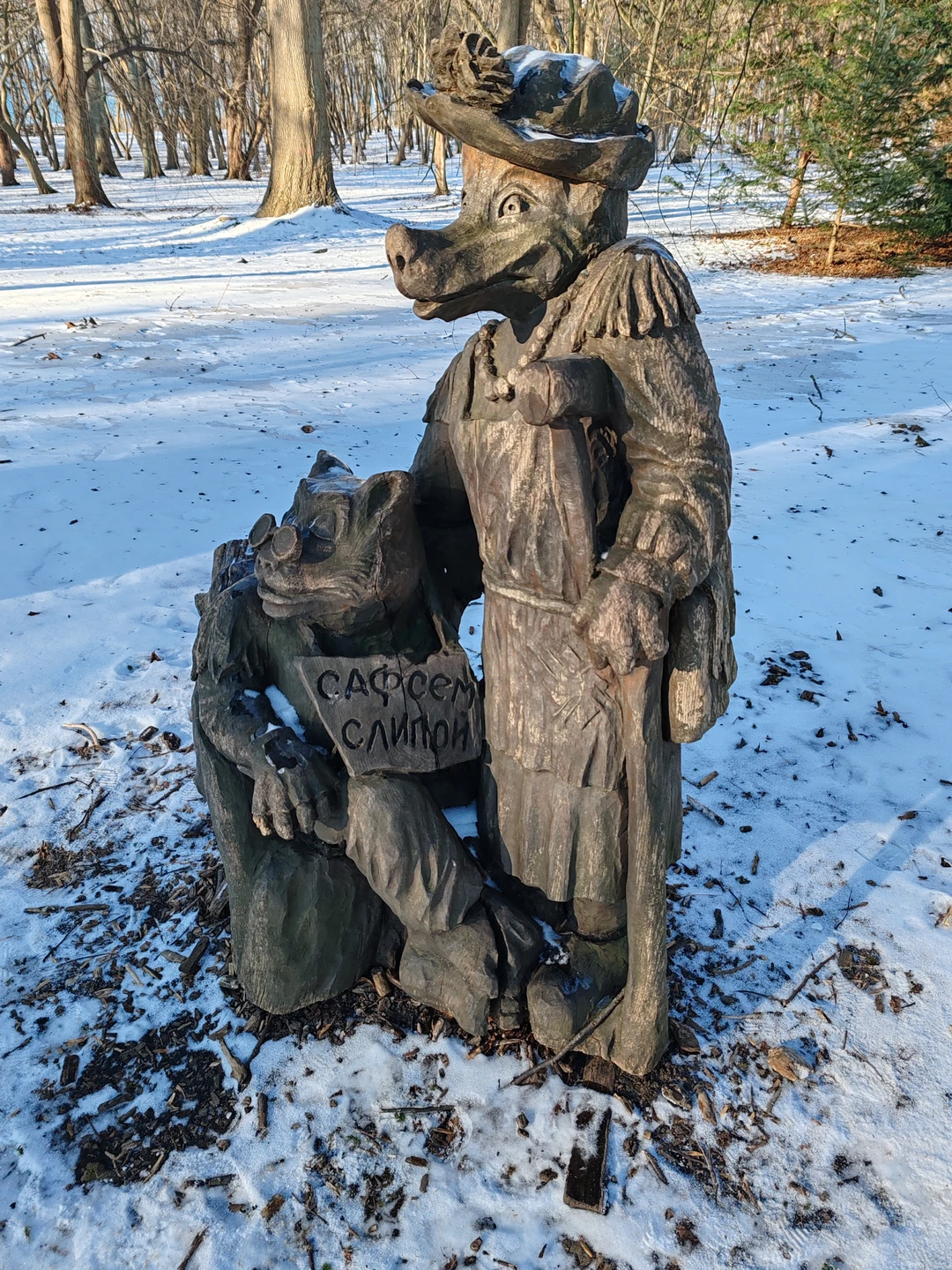 Были на экскурсии больше 8 часов) Антон замечательный рассказчик) экскурсия пролетела незаметно) как то тепло) хотя