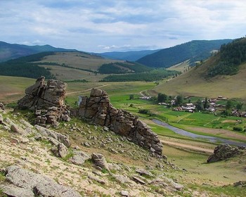 Долина каменных духов и гора Оргойтэ