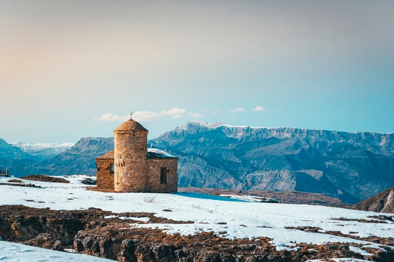 С кавказским размахом: древние аулы, горы и другие главные локации Дагестана