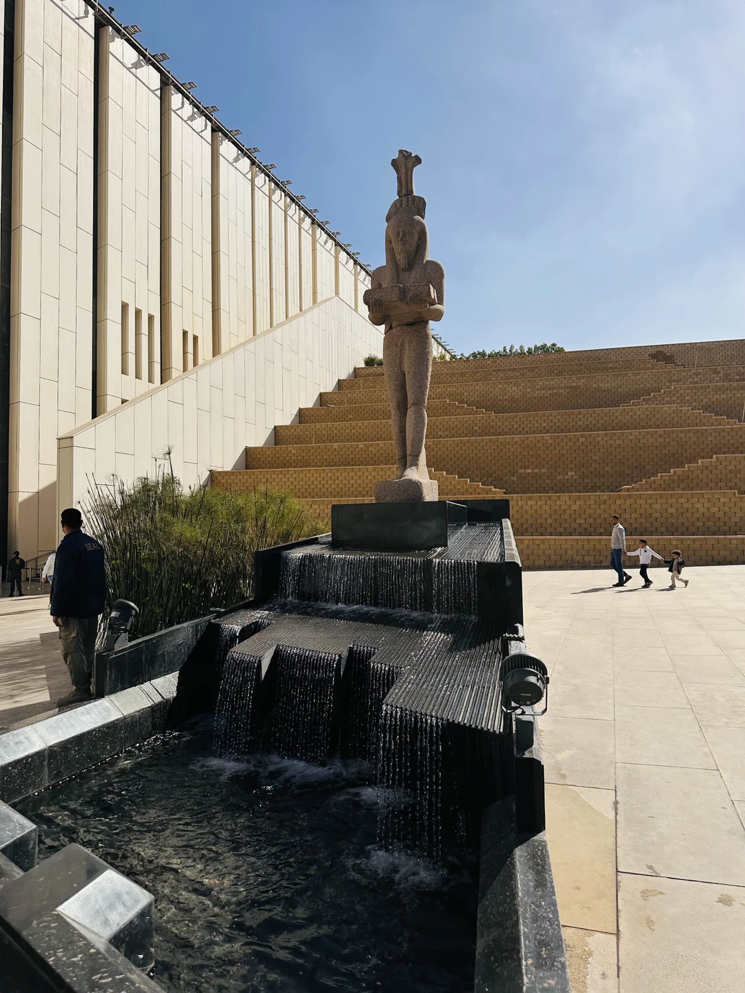 Оказались с мужем теми самыми туристами, которых все не любят- проспали и чудом очнулись с опозданием