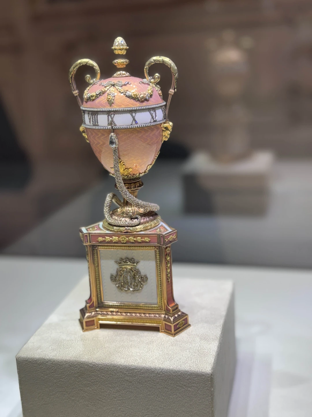 Невероятно доброжелательная, обаятельная Яна. Настолько увлеченно и эмоционально рассказывала, что восторг испытали даже те, кто не