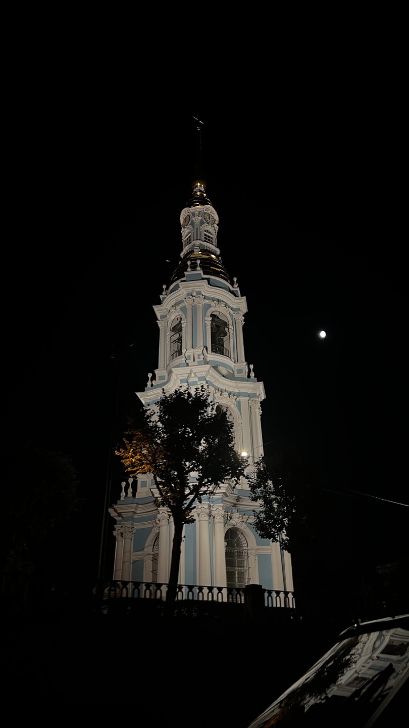 Ночная прогулка на катере к разводным мостам (Надежда)