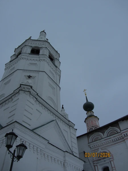 От всей души огромное спасибо за незабываемую прогулку по тихому Суздалю, по совершенно очаровательным и уютным