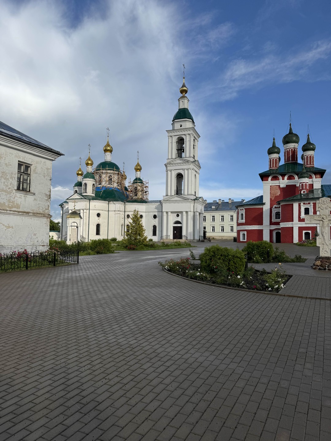 Углич в лучах закатного солнца (Ксения)