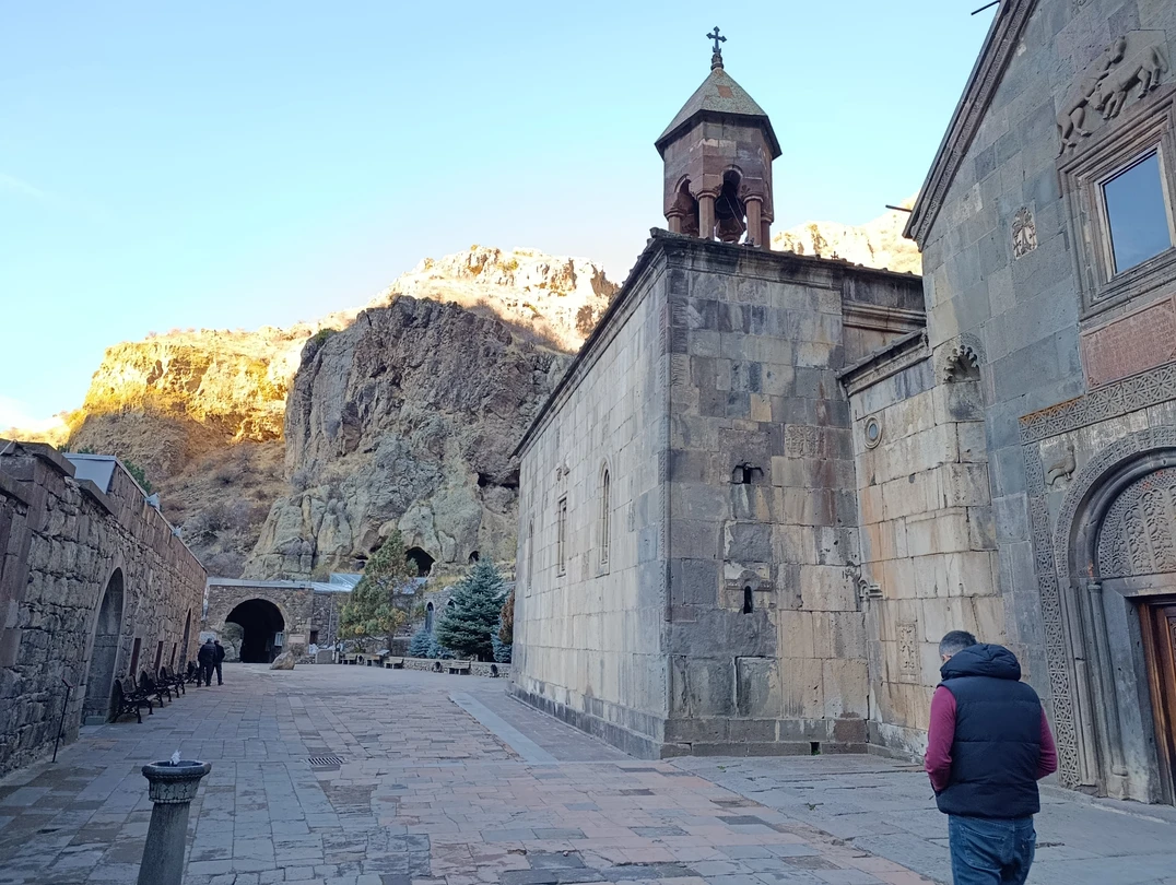 Экскурсия очень понравилась. Восторг, шквал эмоций… Огромное спасибо нашему гиду, Вардану. Столько красивых мест увидели, о