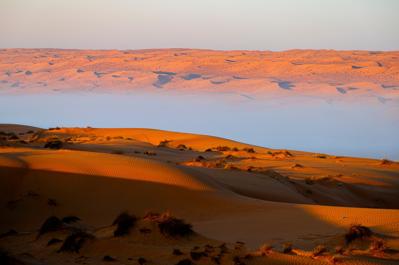 Из Маската к бассейнам Вади Бани Халид и в пустыню Вахиба