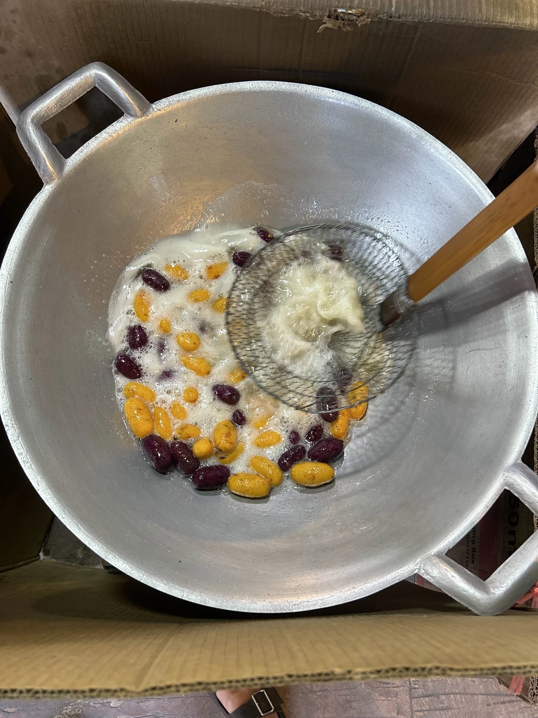 Это даже не экскурсия, а мини приключение. Спасибо Розе за прекрасный и яркий день