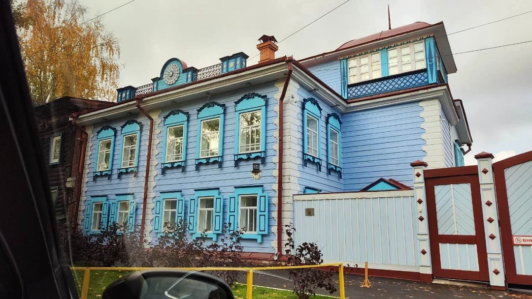 Отличный экскурсовод Светлана. Был в командировке в сентябре 2022 и освободился раньше планируемого, стал искать экскурсии