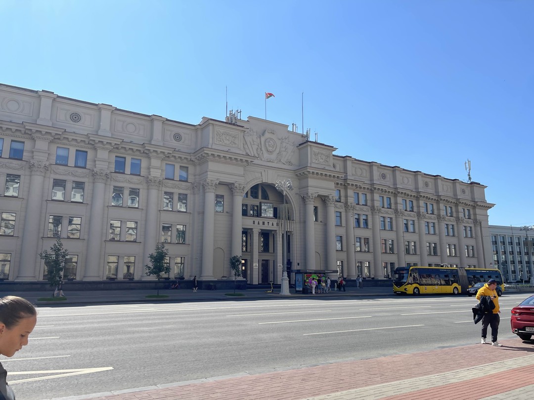 Экскурсия понравилась, все доступно и понятно, много интересных фактов, пешая прогулка по основным достопримечательностям получилась легкой